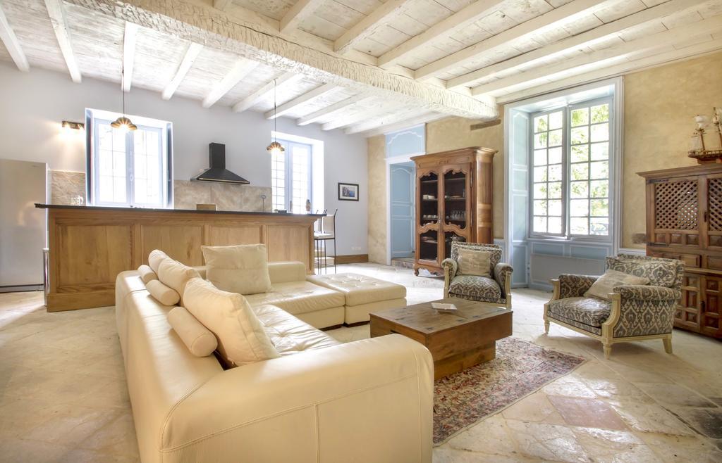 Chateau De Puyrigaud Bed & Breakfast Leoville Luaran gambar