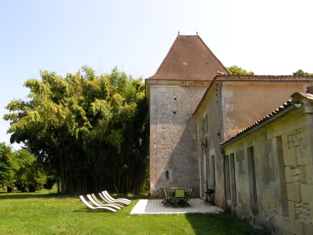 Chateau De Puyrigaud Bed & Breakfast Leoville Luaran gambar
